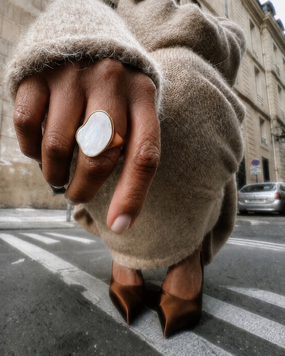 Blanc Éclat Ring