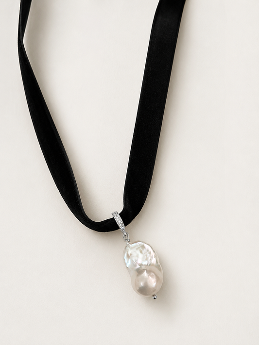 The Pearl Choker